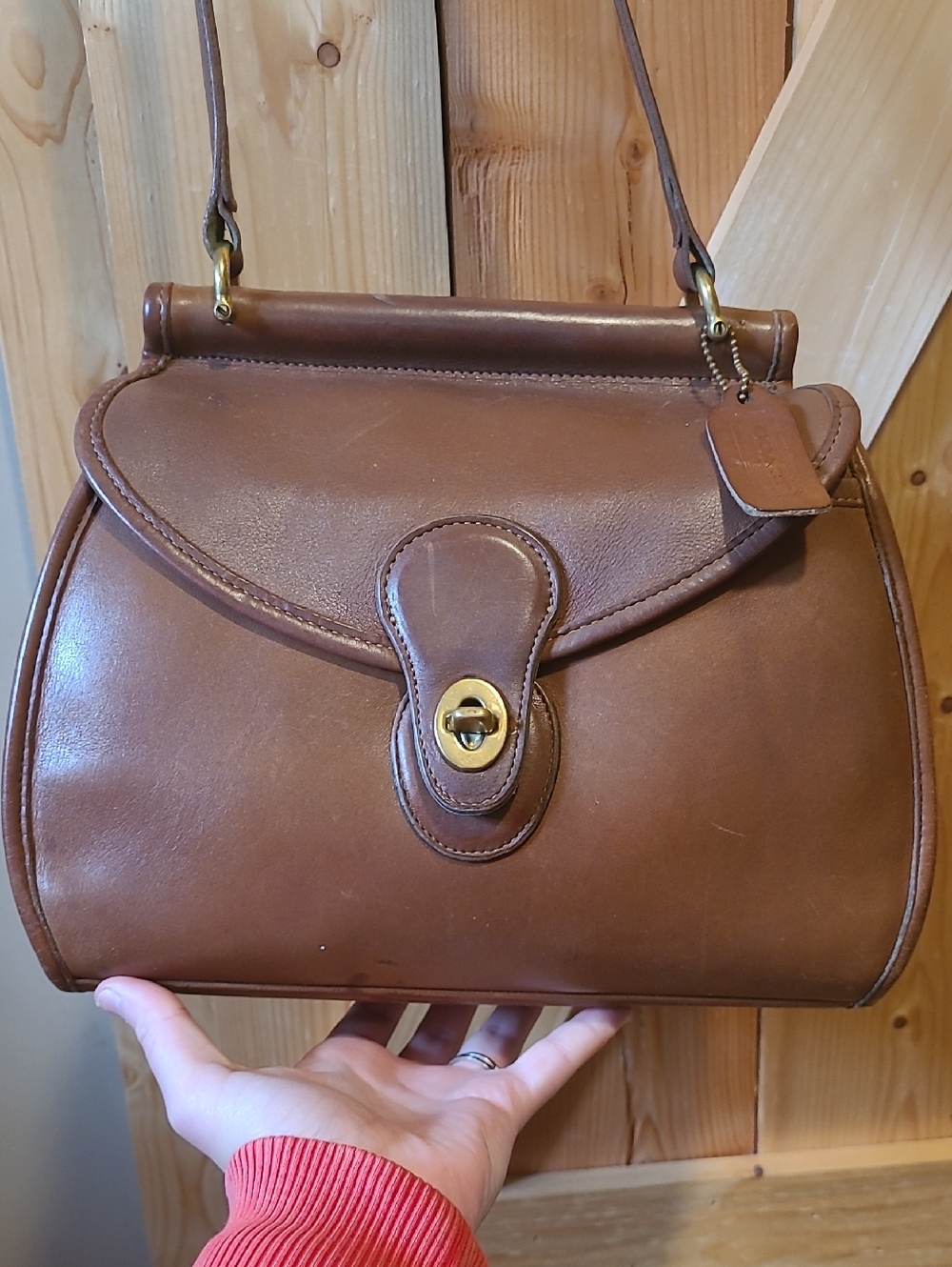 Vintage Coach Logan Leather Crossbody Bag - Picture 2 of 11
